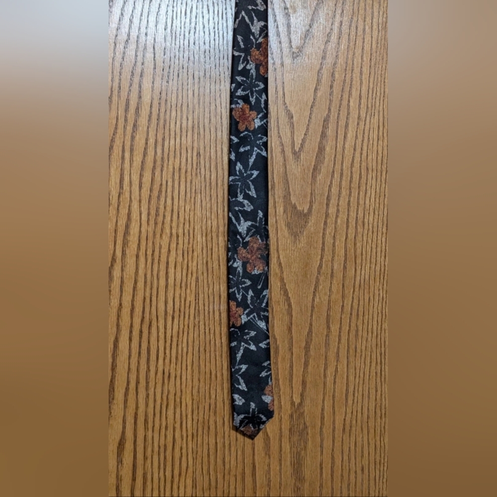 ASOS Men's Floral Patterned Black Skinny Tie